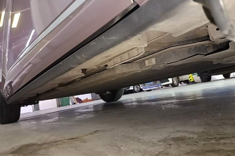 Used BYD Dolphin 2023 420 km Free Version Right Side Sill