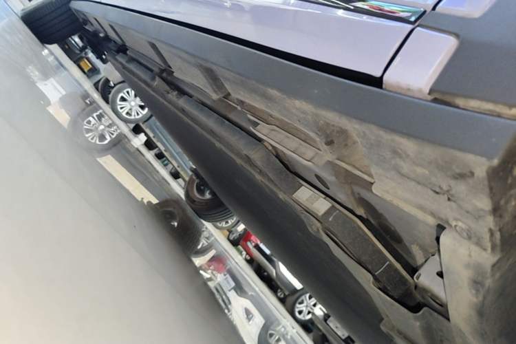 Used BYD Dolphin 2023 420 km Free Version Right Side Sill