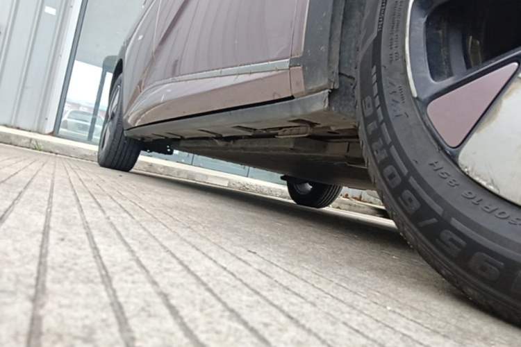 Used BYD Dolphin 2023 420 km Free Version Right Side Sill