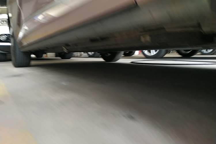 Used BYD Dolphin 2023 420 km Fashion Edition Right Side Sill