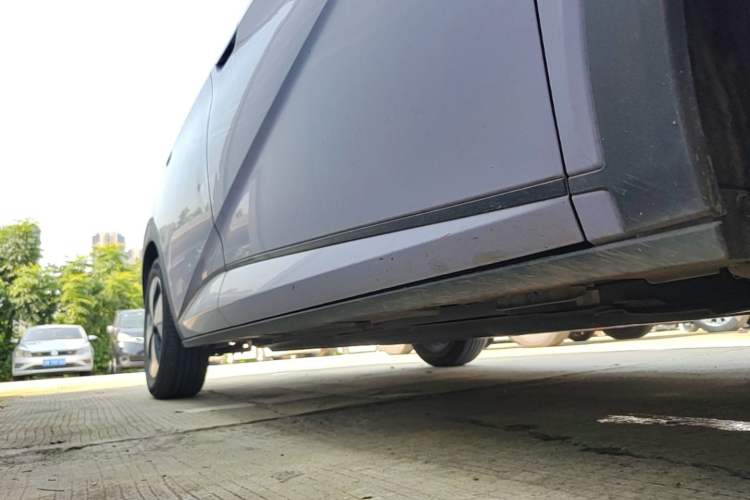 Used BYD Dolphin 2023 420 km Free Version Right Side Sill