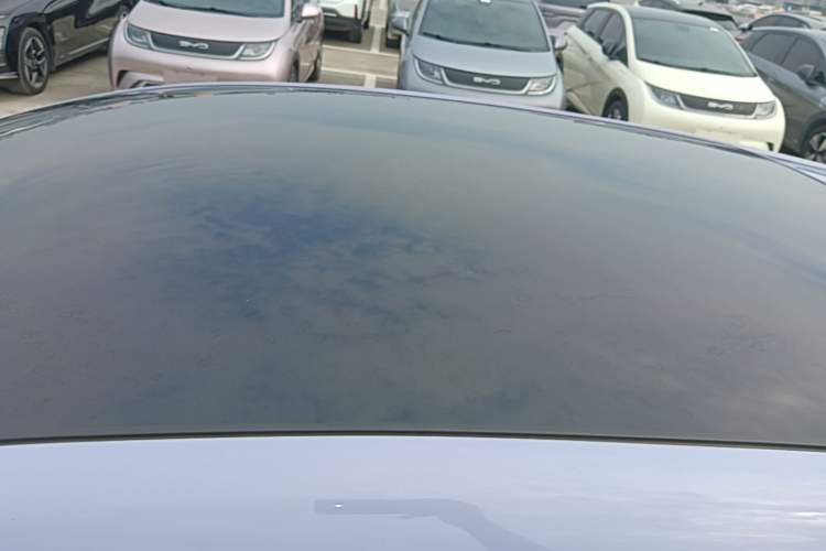 Used BYD Dolphin 2023 420 km Fashion Edition Roof