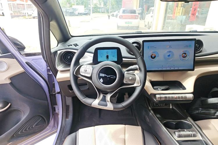 Used BYD Dolphin 2023 420 km Fashion Edition Steering Wheel