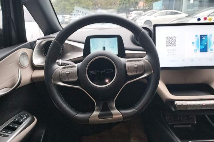 Used BYD Dolphin 2023 420 km Fashion Edition Steering Wheel