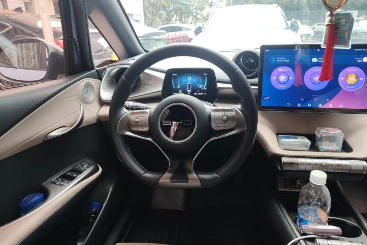 Used BYD Dolphin 2023 420 km Fashion Edition Steering Wheel