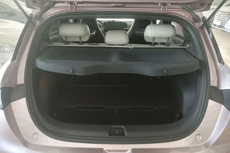 Used BYD Dolphin 2023 420 km Fashion Edition Trunk