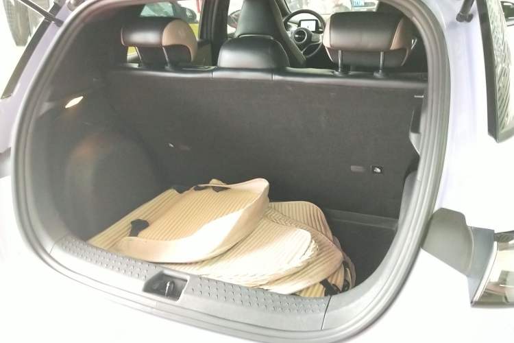 Used BYD Dolphin 2023 420 km Free Version Trunk