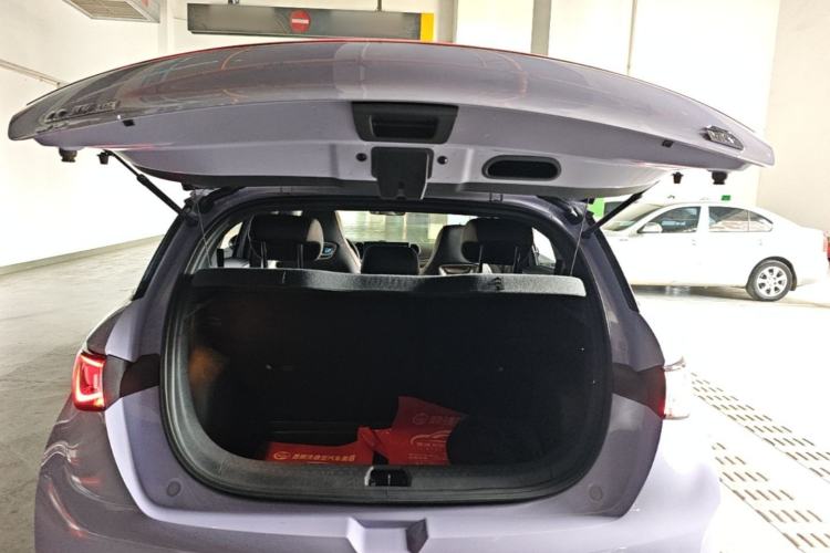 Used BYD Dolphin 2023 420 km Fashion Edition Trunk