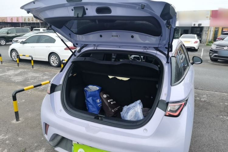 Used BYD Dolphin 2023 420 km Fashion Edition Trunk