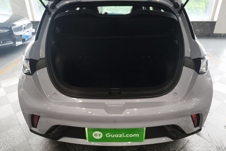Used BYD Dolphin 2023 420 km Fashion Edition Trunk