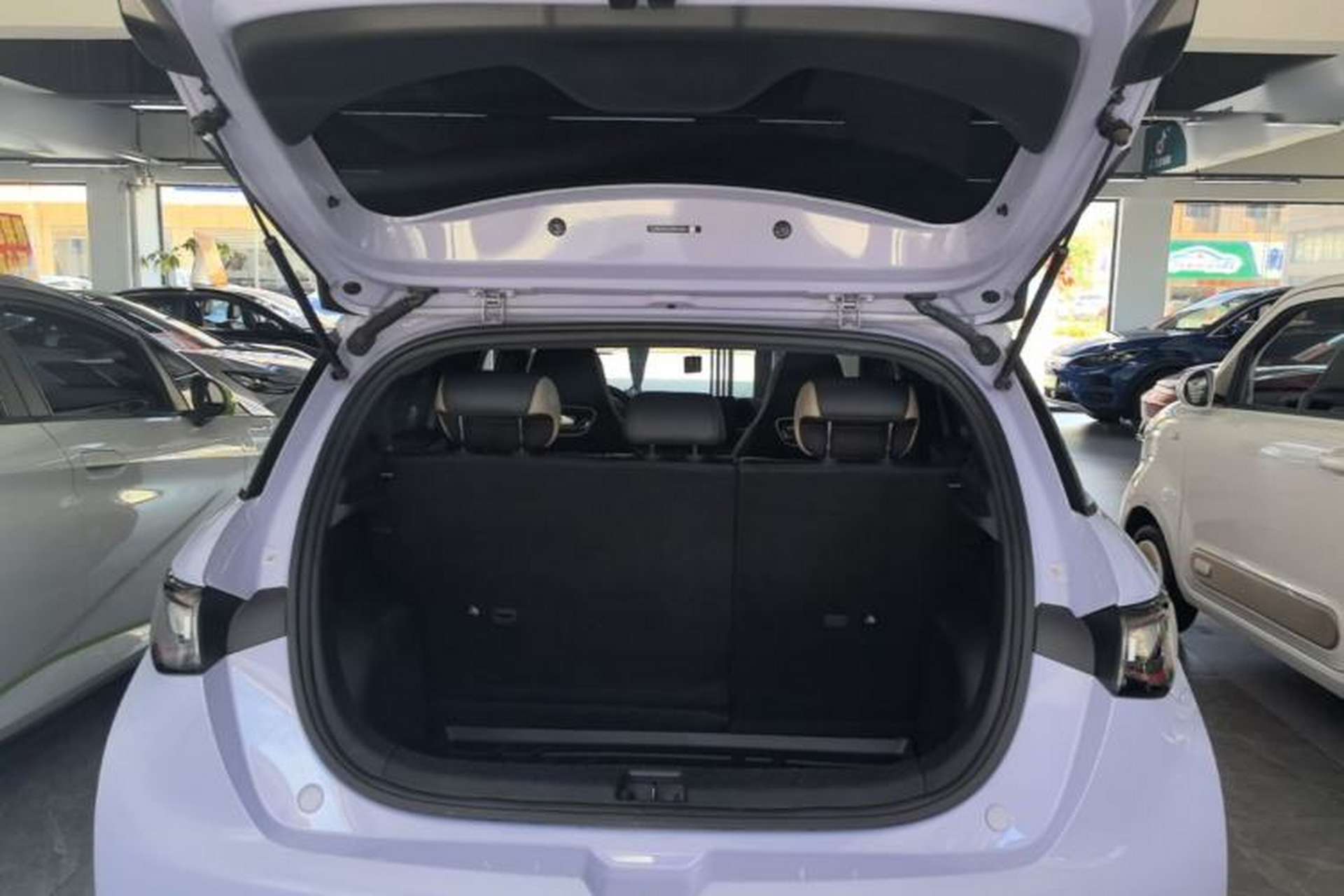 Used BYD Dolphin 2023 420 km Fashion Edition Trunk