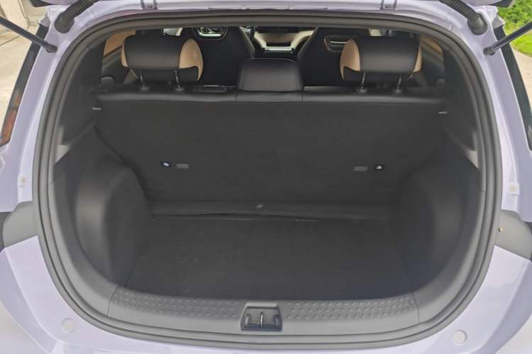 Used BYD Dolphin 2023 420 km Free Version Trunk