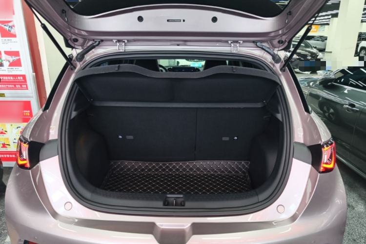 Used BYD Dolphin 2023 420 km Free Version Trunk