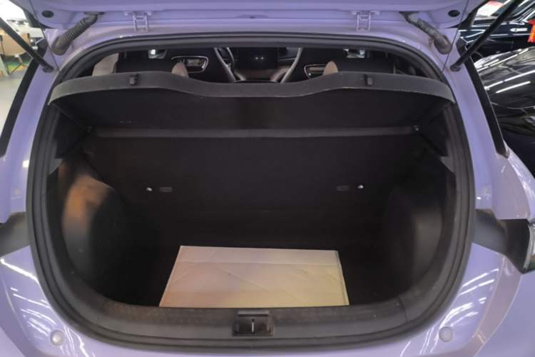 Used BYD Dolphin 2023 420 km Free Version Trunk