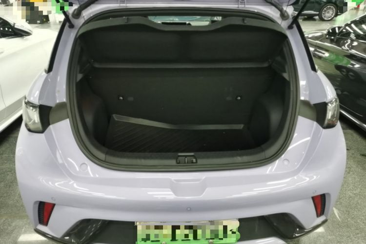 Used BYD Dolphin 2023 420 km Free Version Trunk