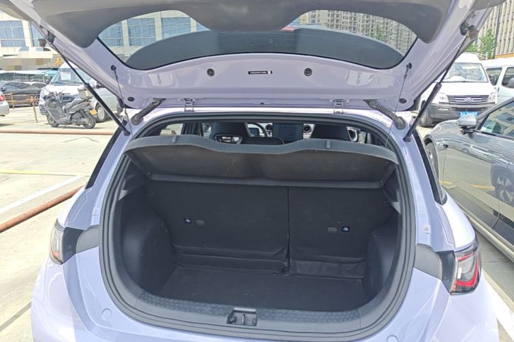 Used BYD Dolphin 2023 420 km Fashion Edition Trunk