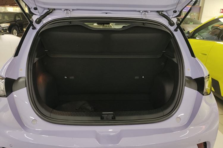 Used BYD Dolphin 2023 420 km Free Version Trunk