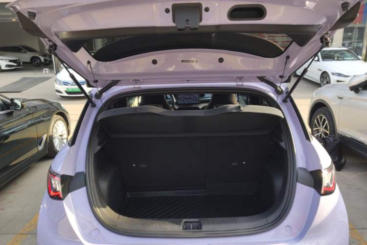 Used BYD Dolphin 2023 420 km Fashion Edition Trunk