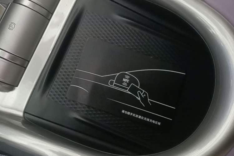 Used BYD Dolphin 2023 420 km Fashion Edition Vehicle Key
