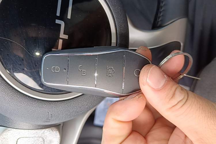 Used BYD Dolphin 2023 420 km Fashion Edition Vehicle Key
