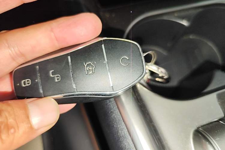 Used BYD Dolphin 2023 420 km Fashion Edition Vehicle Key