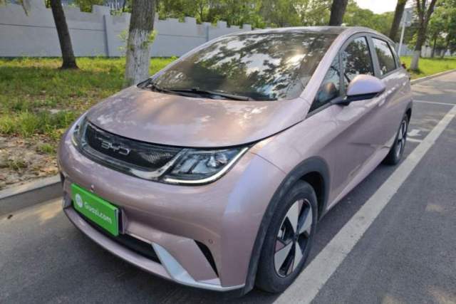Used BYD Dolphin 2023 420 km Fashion Edition
