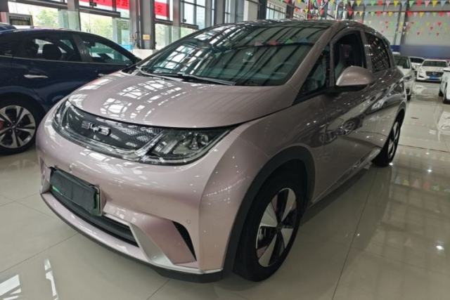 Used BYD Dolphin 2023 420 km Fashion Edition