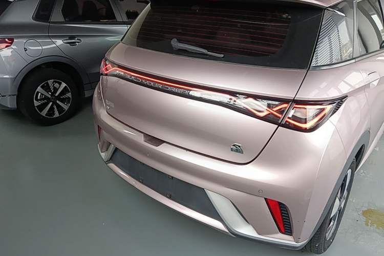 Used BYD Dolphin 2023 420 km Free Version Rear