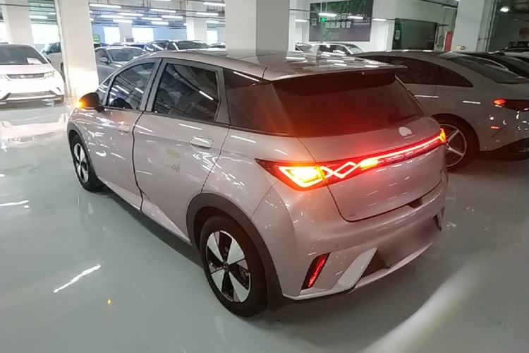 Used BYD Dolphin 2023 420 km Fashion Edition Rear Left 45 Deg