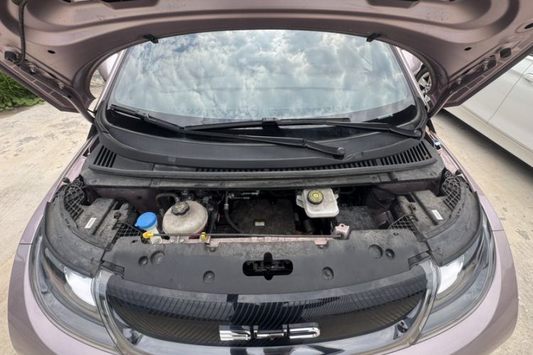 Used BYD Dolphin 2023 420 km Free Version Engine Bay