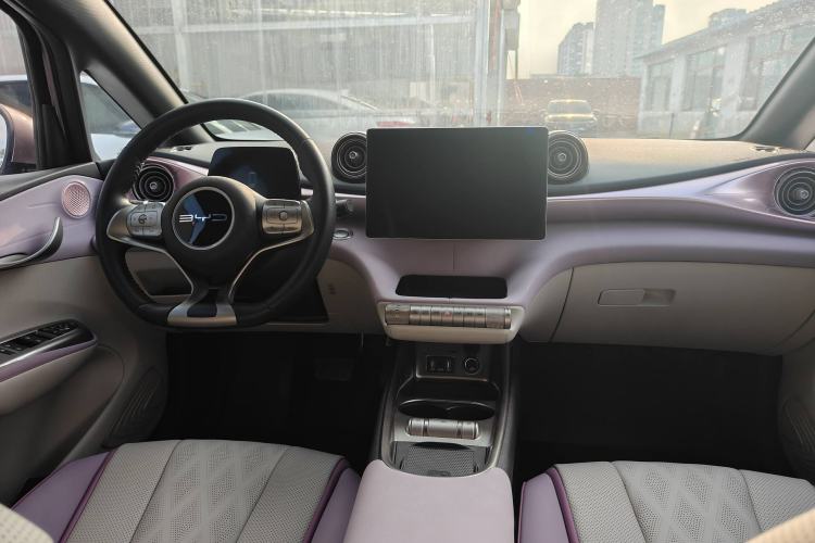 Used BYD Dolphin 2023 420 km Fashion Edition Interior 1