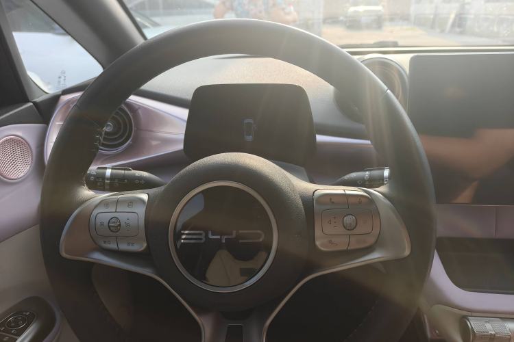 Used BYD Dolphin 2023 420 km Fashion Edition Interior 2