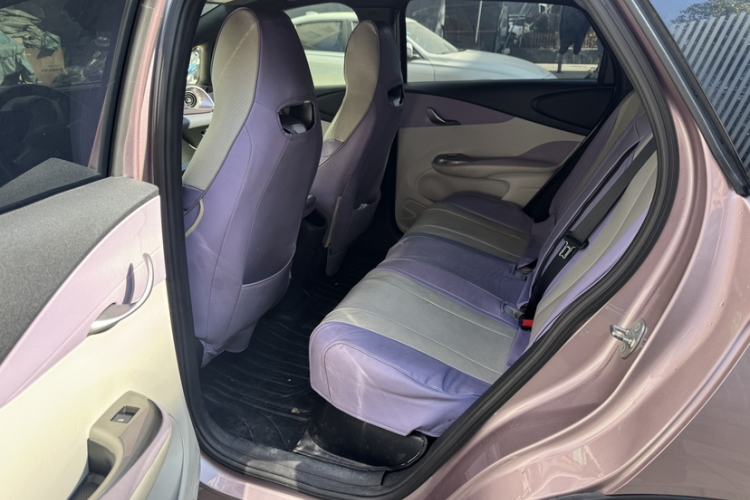 Used BYD Dolphin 2023 420 km Fashion Edition Interior 3
