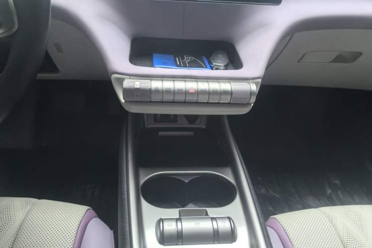 Used BYD Dolphin 2023 420 km Fashion Edition Interior 4