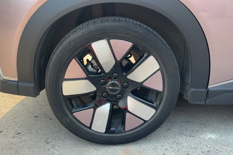 Used BYD Dolphin 2023 401km Knight Edition Right Rear Wheel Hub