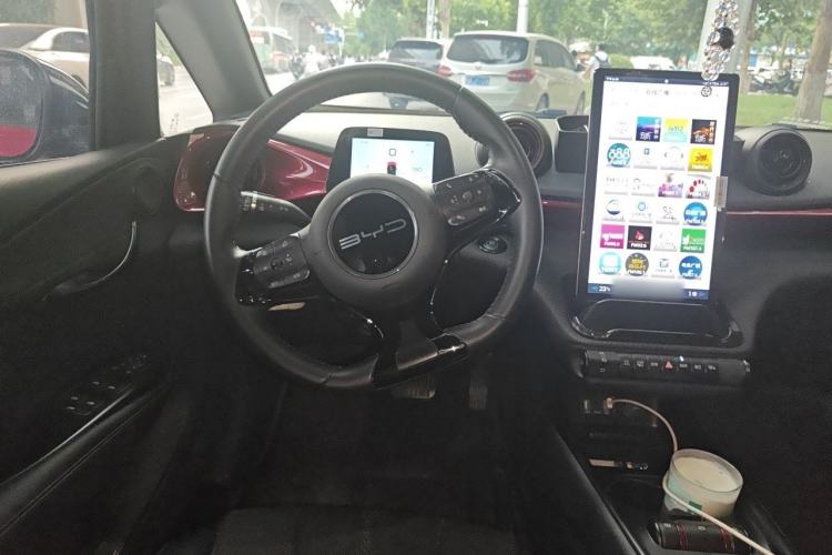 Used BYD Dolphin 2023 500 000th Anniversary Edition Pro Steering Wheel