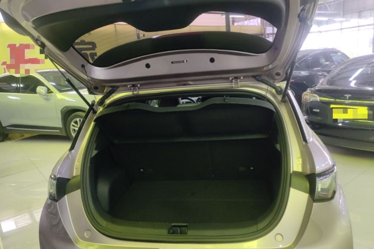 Used BYD Dolphin 2023 420 km Fashion Edition Trunk