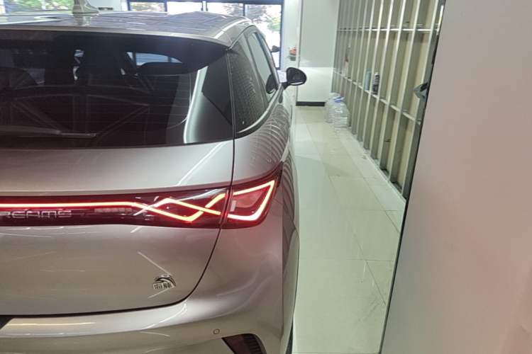 Used BYD Dolphin 2023 420 km Free Version Right Rear Taillight