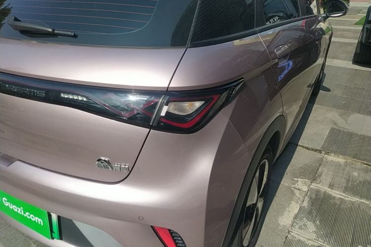 Used BYD Dolphin 2023 420 km Fashion Edition Right Rear Taillight