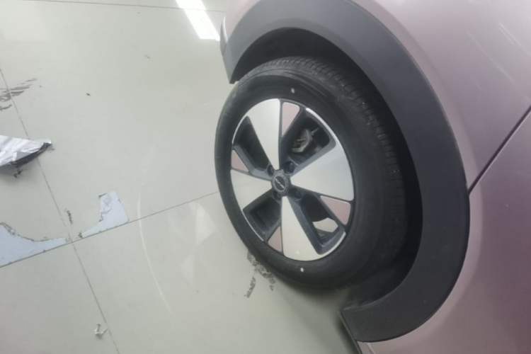Used BYD Dolphin 2023 420 km Free Version Right Rear Wheel Hub
