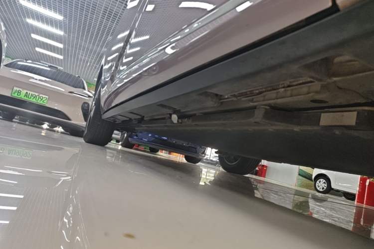 Used BYD Dolphin 2023 420 km Free Version Right Side Sill
