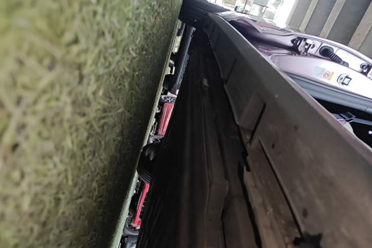 Used BYD Dolphin 2023 420 km Fashion Edition Right Side Sill