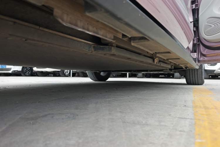 Used BYD Dolphin 2023 420 km Free Version Right Side Sill