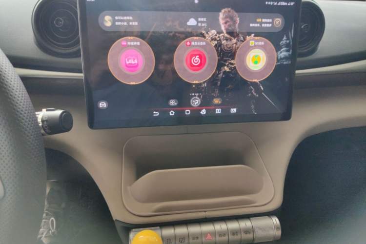 Used BYD Dolphin 2023 420 km Fashion Edition Audio And AC Panel