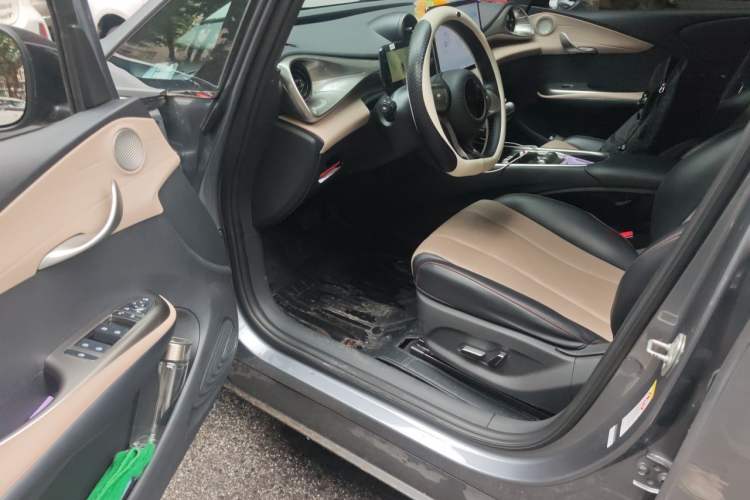 Used BYD Dolphin 2023 420 km Fashion Edition Driver Seat