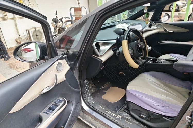 Used BYD Dolphin 2023 420 km Fashion Edition Driver Seat