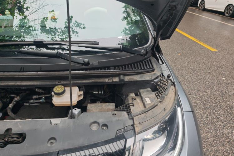 Used BYD Dolphin 2023 420 km Fashion Edition Engine Bay Left