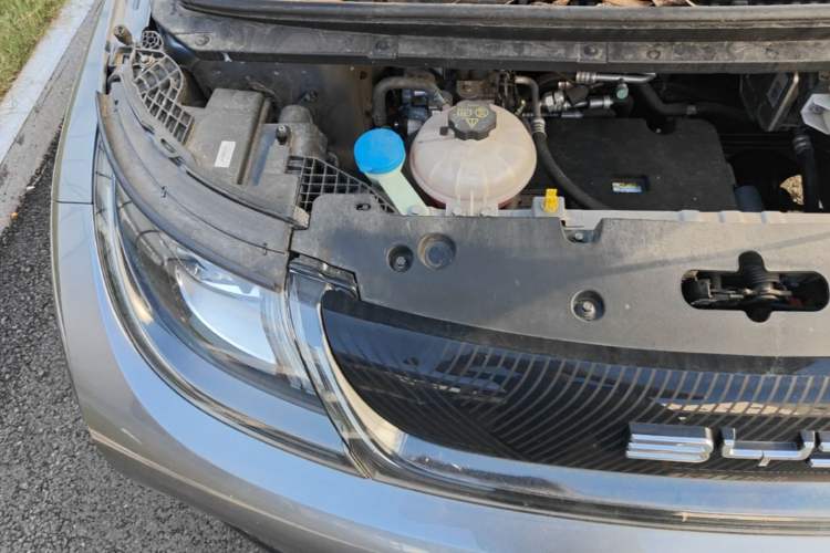 Used BYD Dolphin 2023 420 km Fashion Edition Engine Bay Right