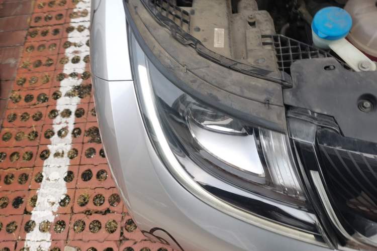 Used BYD Dolphin 2023 420 km Fashion Edition Engine Bay Right