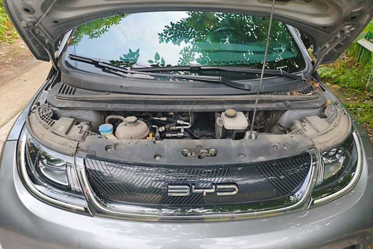 Used BYD Dolphin 2023 420 km Fashion Edition Engine Bay